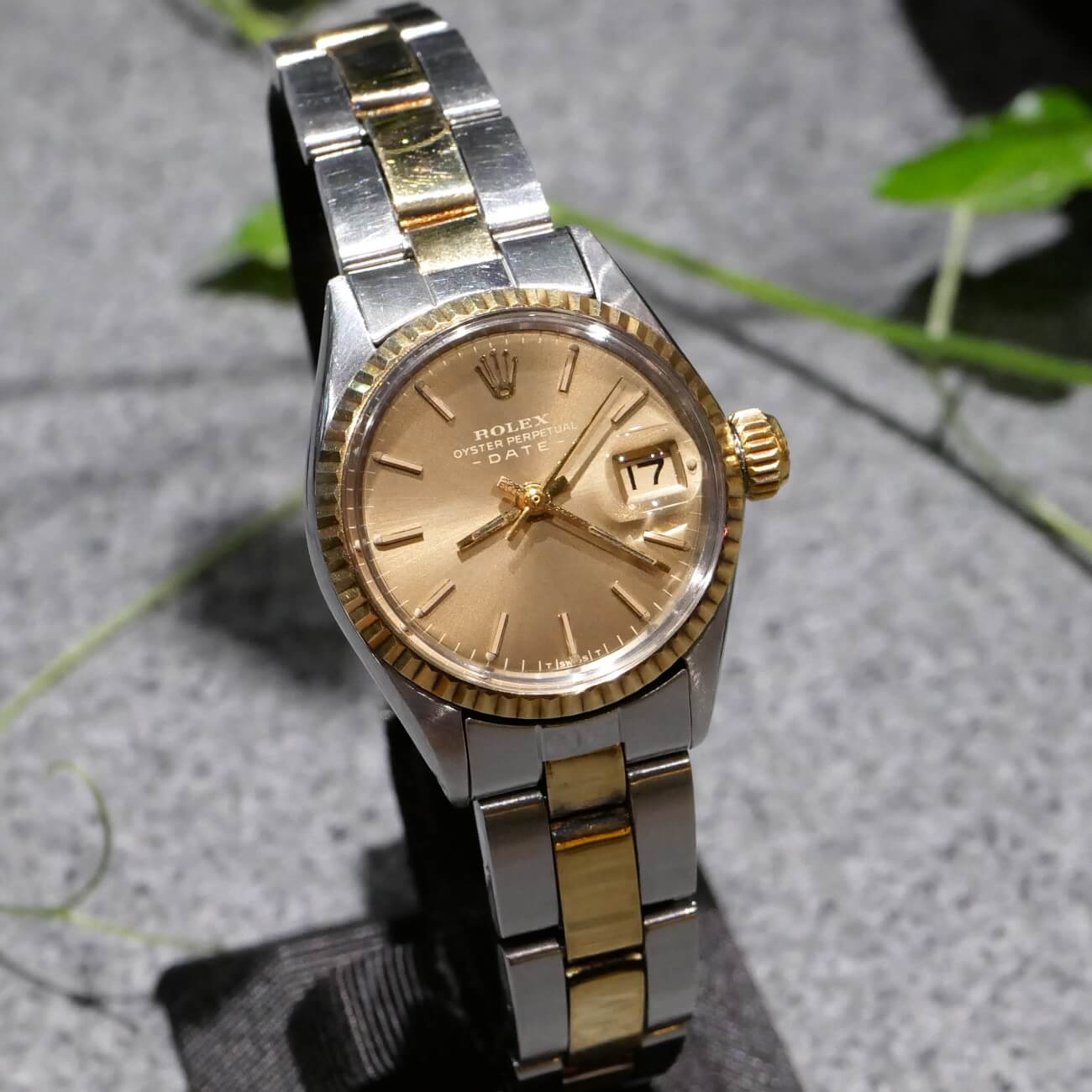 ROLEX OYSTER PERPETUAL DATE