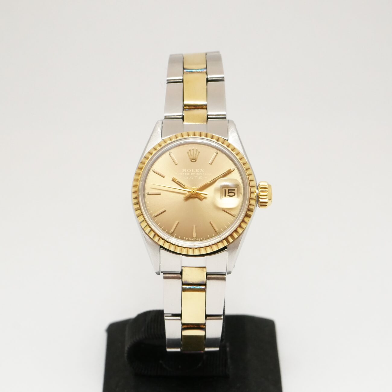 ROLEX OYSTER PERPETUAL DATE