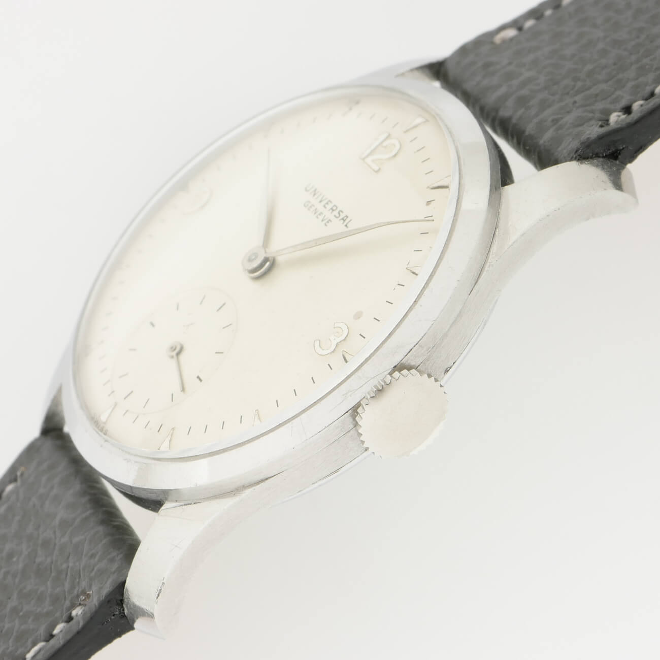 UNIVERSAL ROUND MODEL