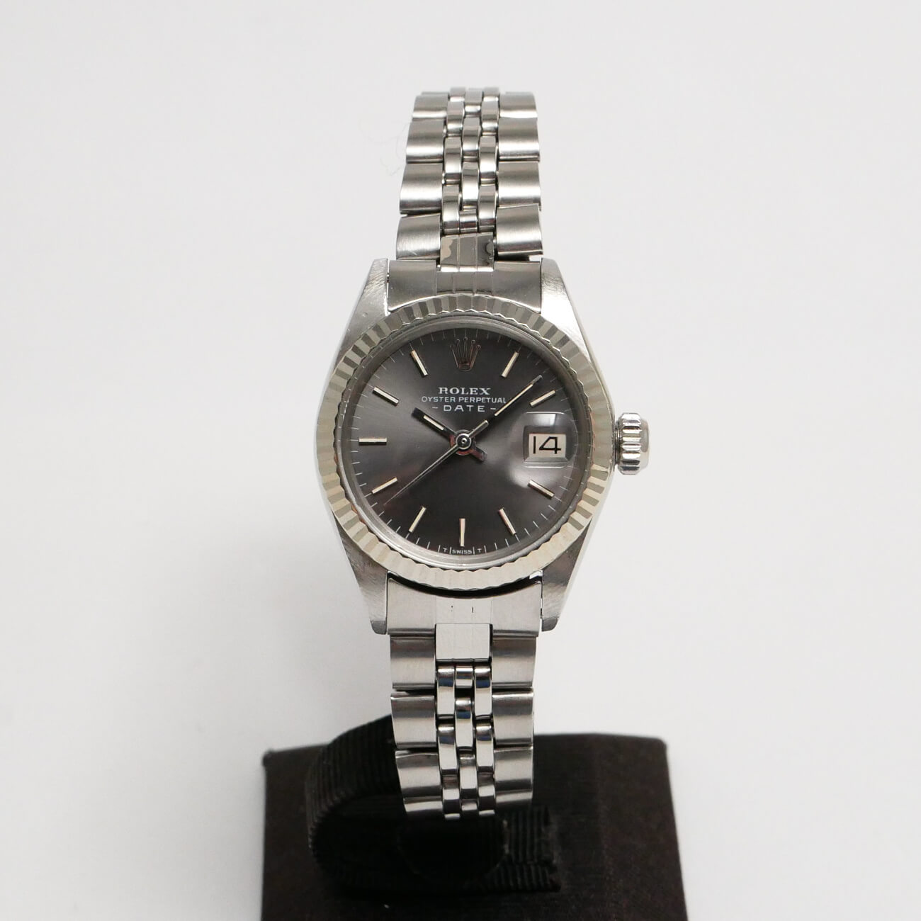 ROLEX OYSTER PERPETUAL DATE
