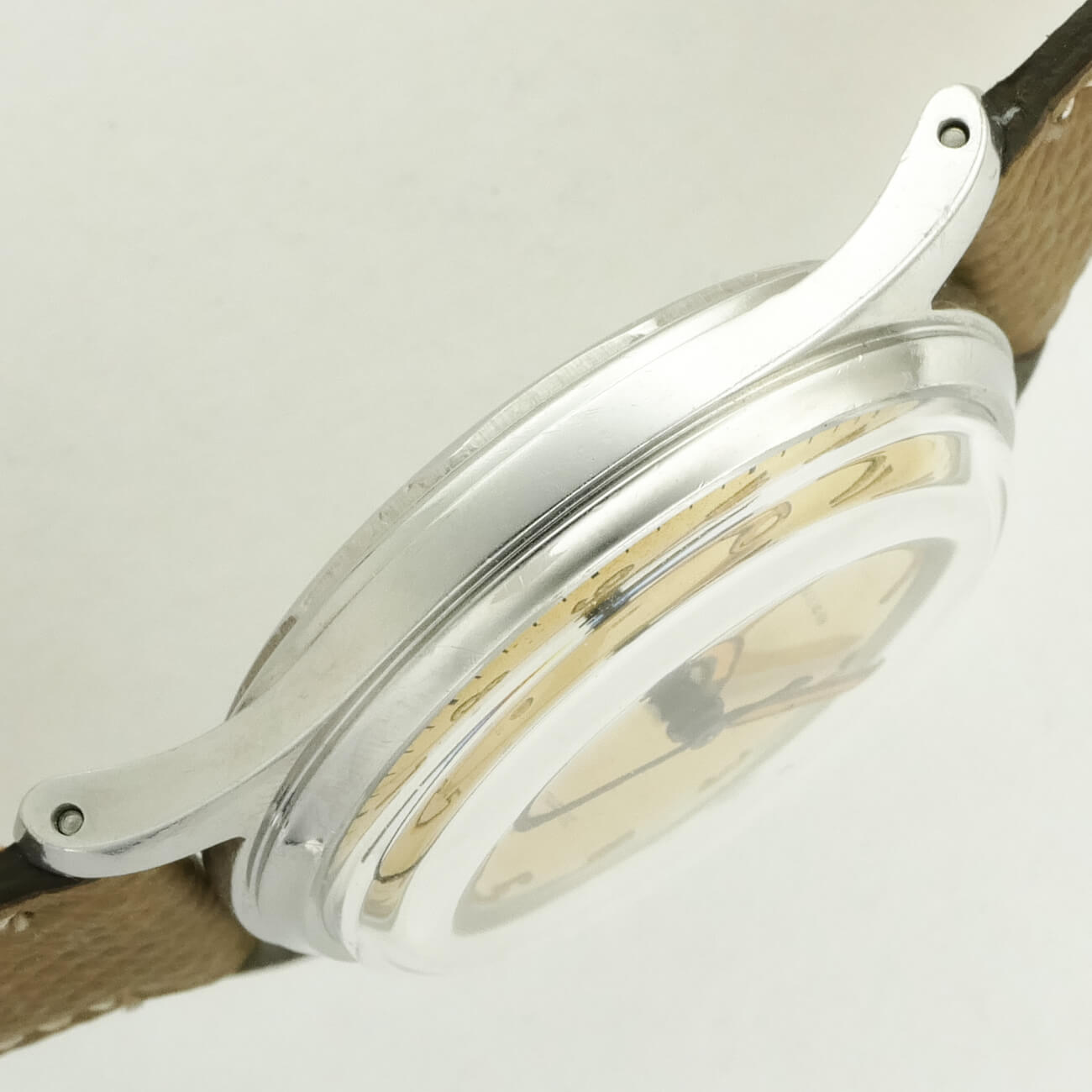 TIFFANY&CO ROUND MODEL