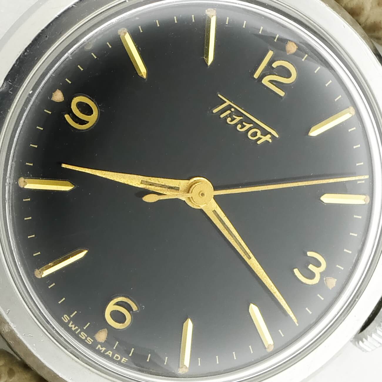 TISSOT ROUND MODEL