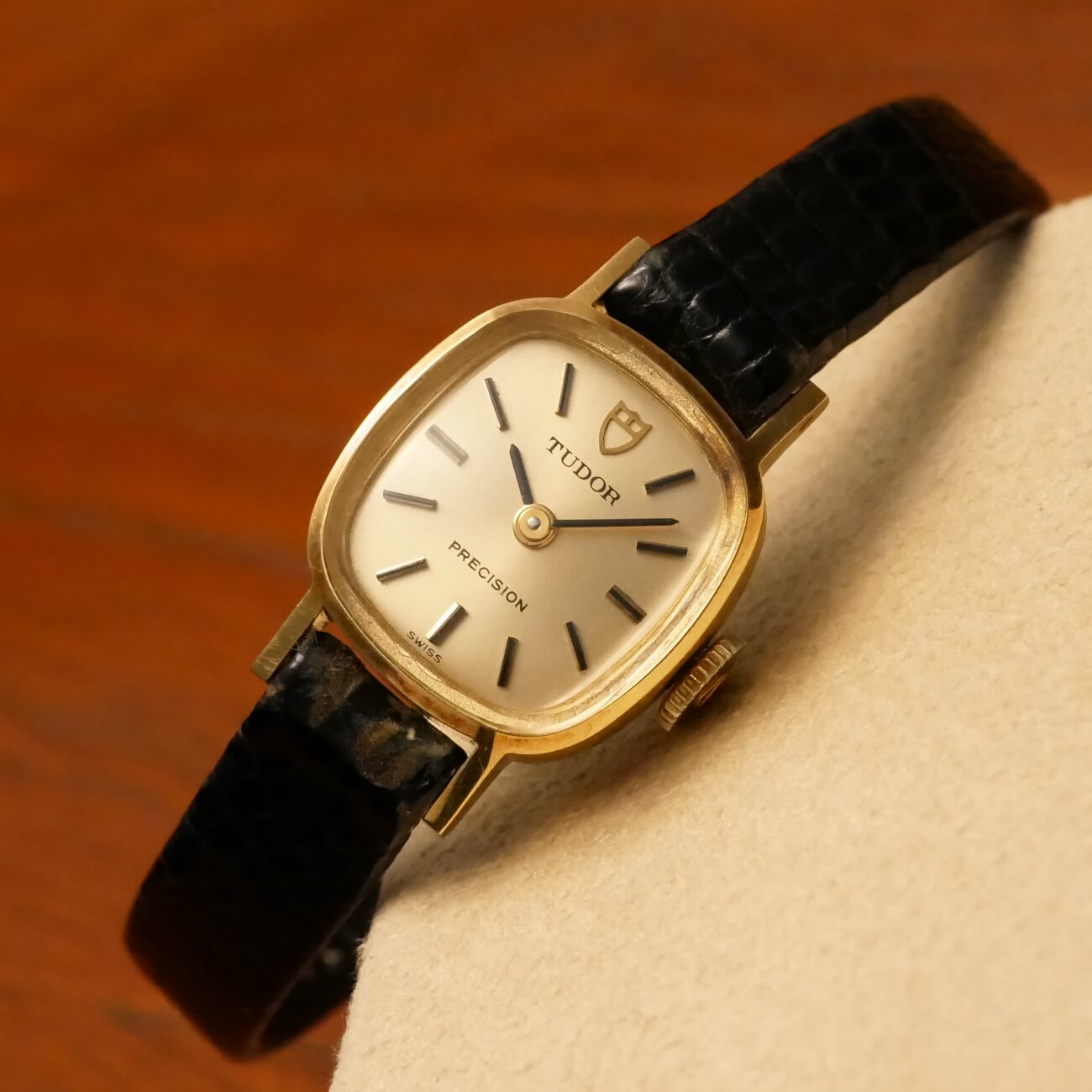 TUDOR RECTANGLE MODEL