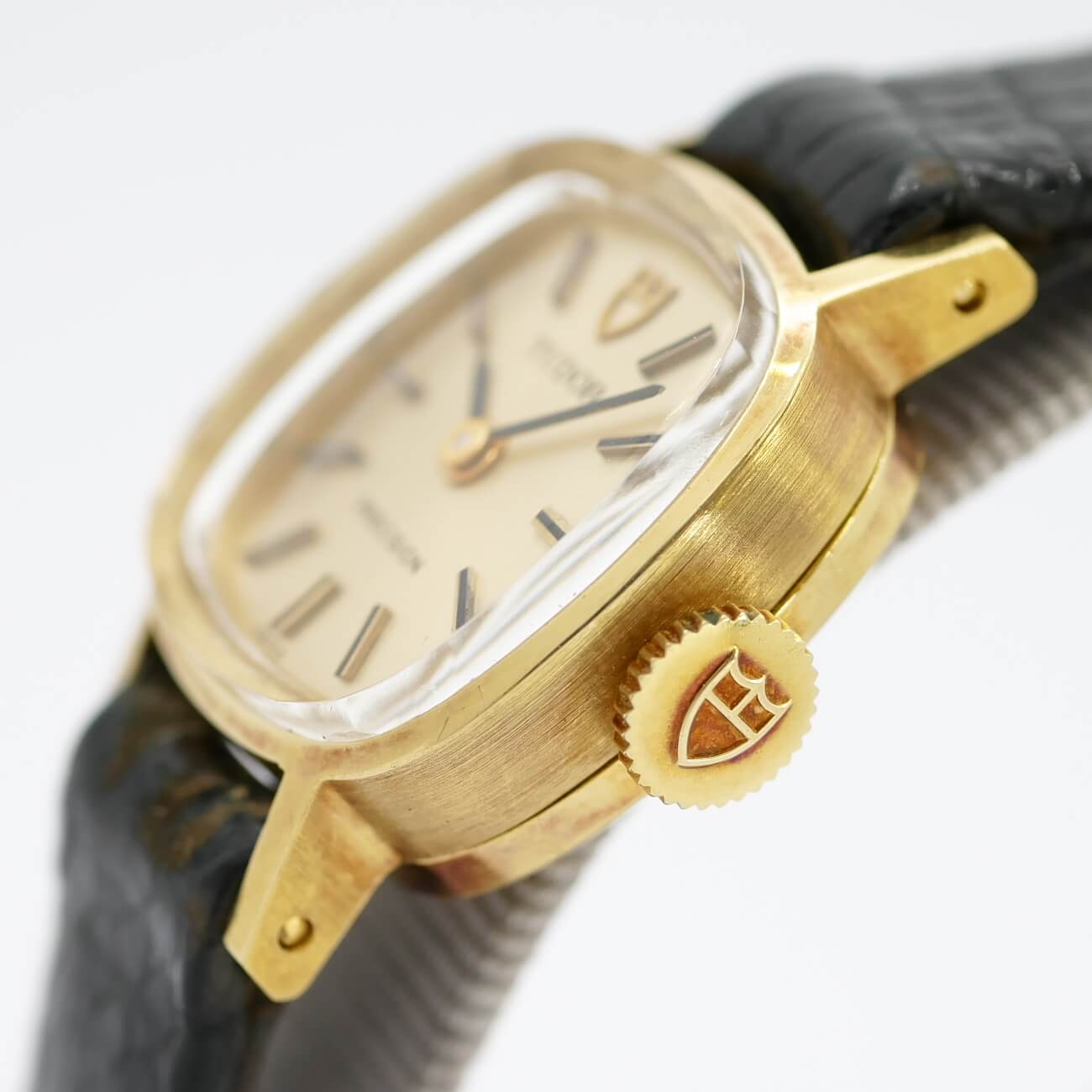 TUDOR RECTANGLE MODEL