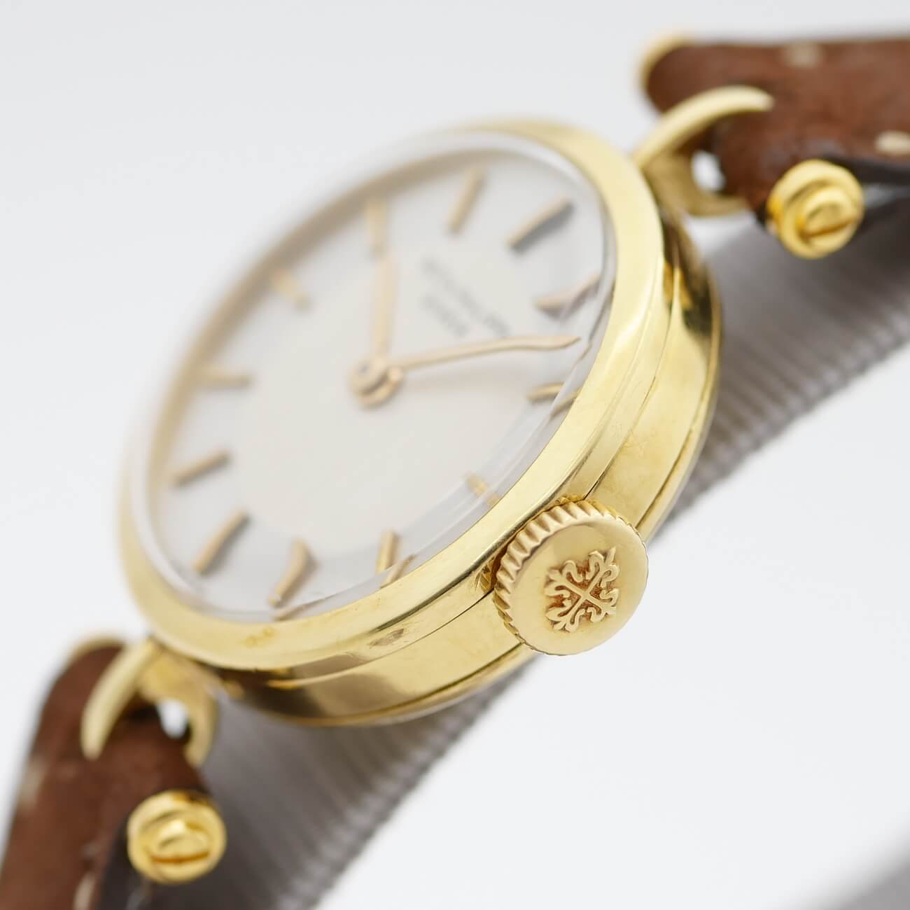 PATEK PHILIPPE ROUND MODEL