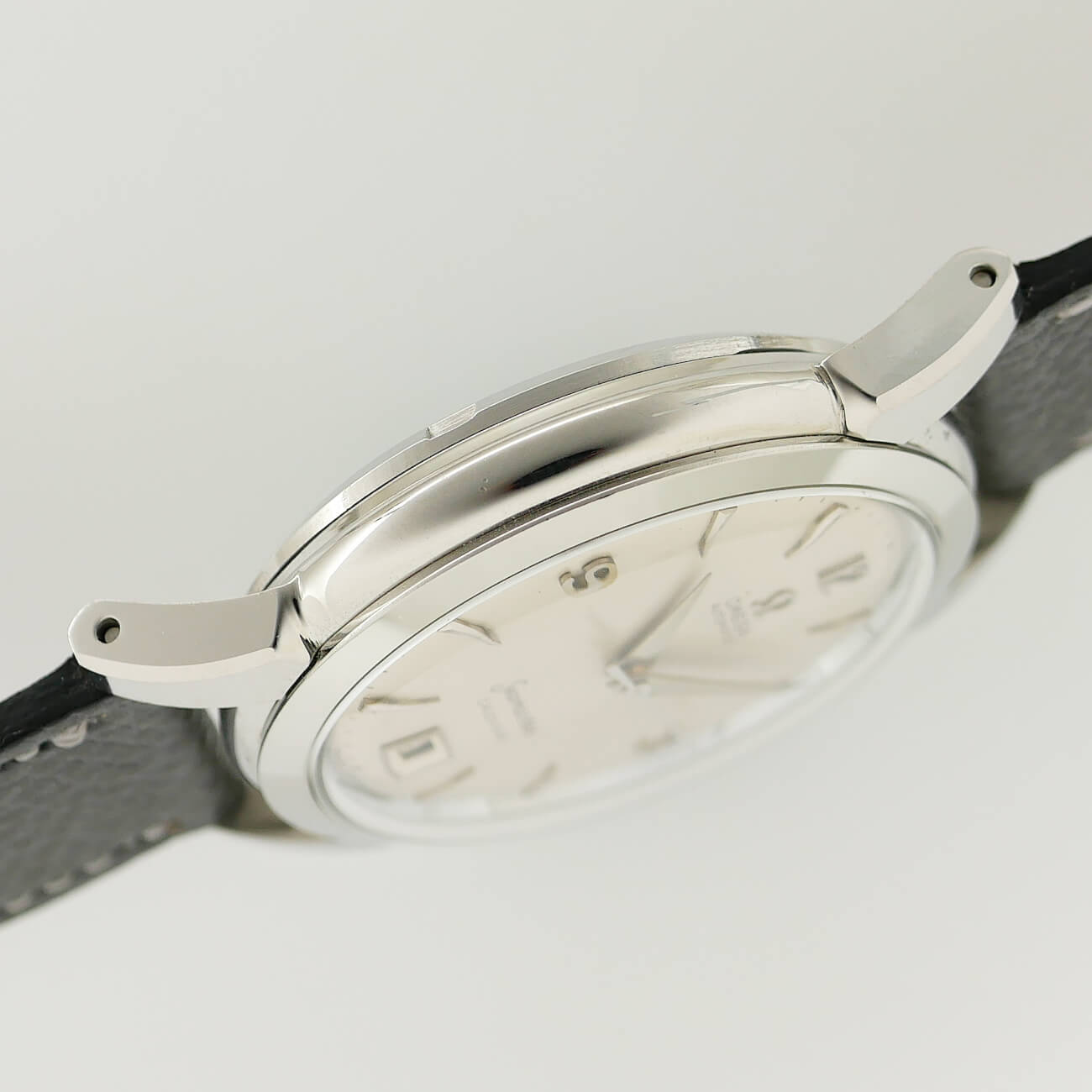 OMEGA SEAMASTER CALENDAR