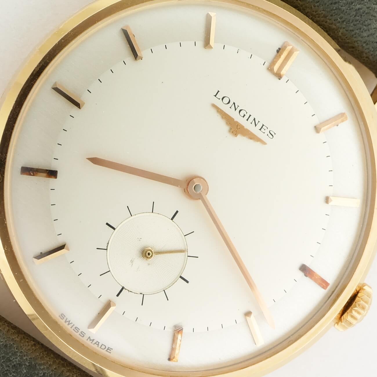 LONGINES ROUND MODEL