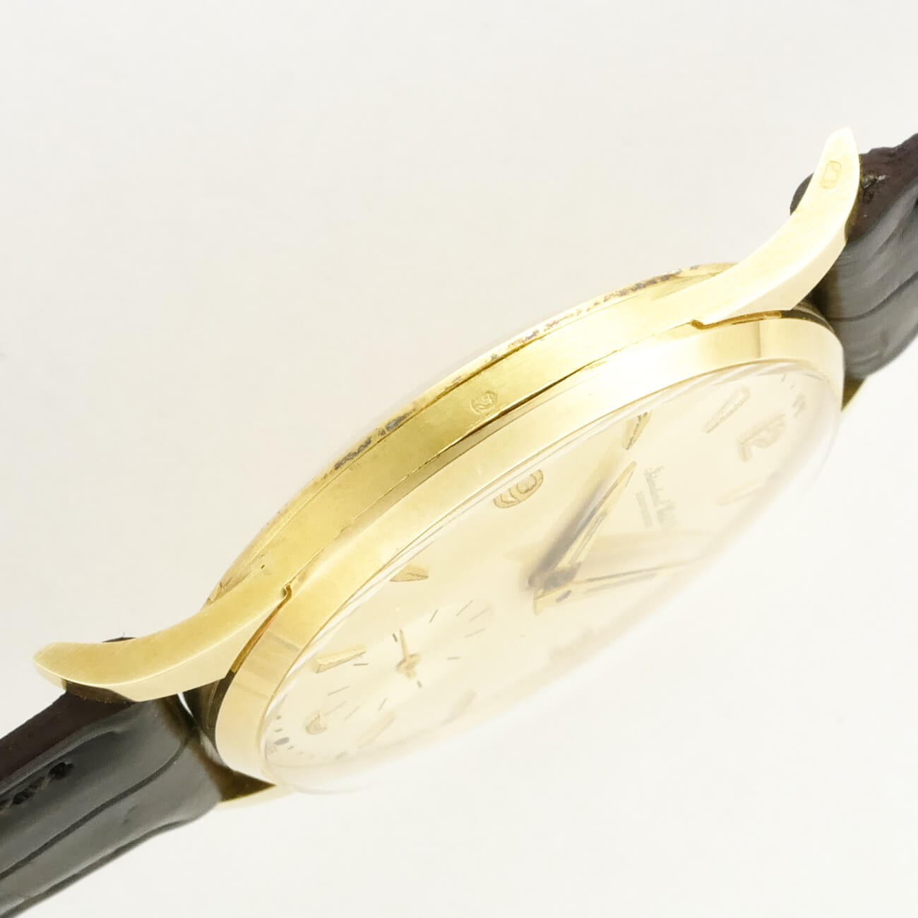 IWC ROUND MODEL