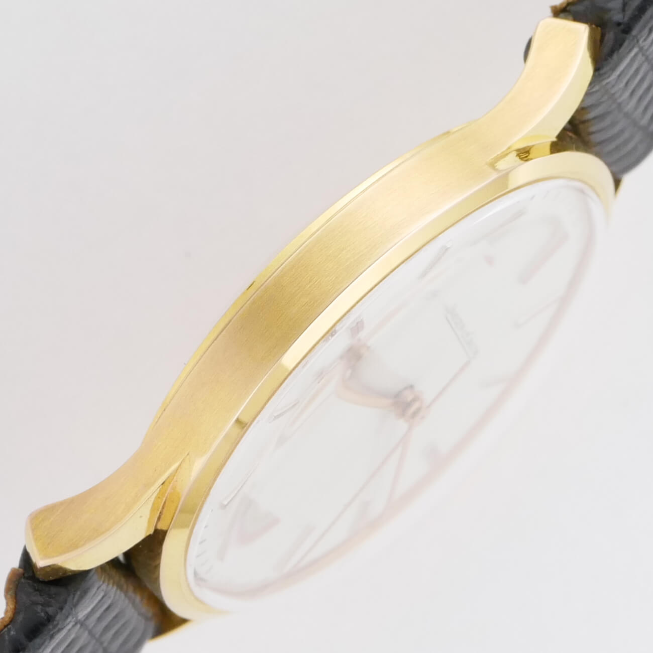 JAEGER LECOULTRE ROUND MODEL