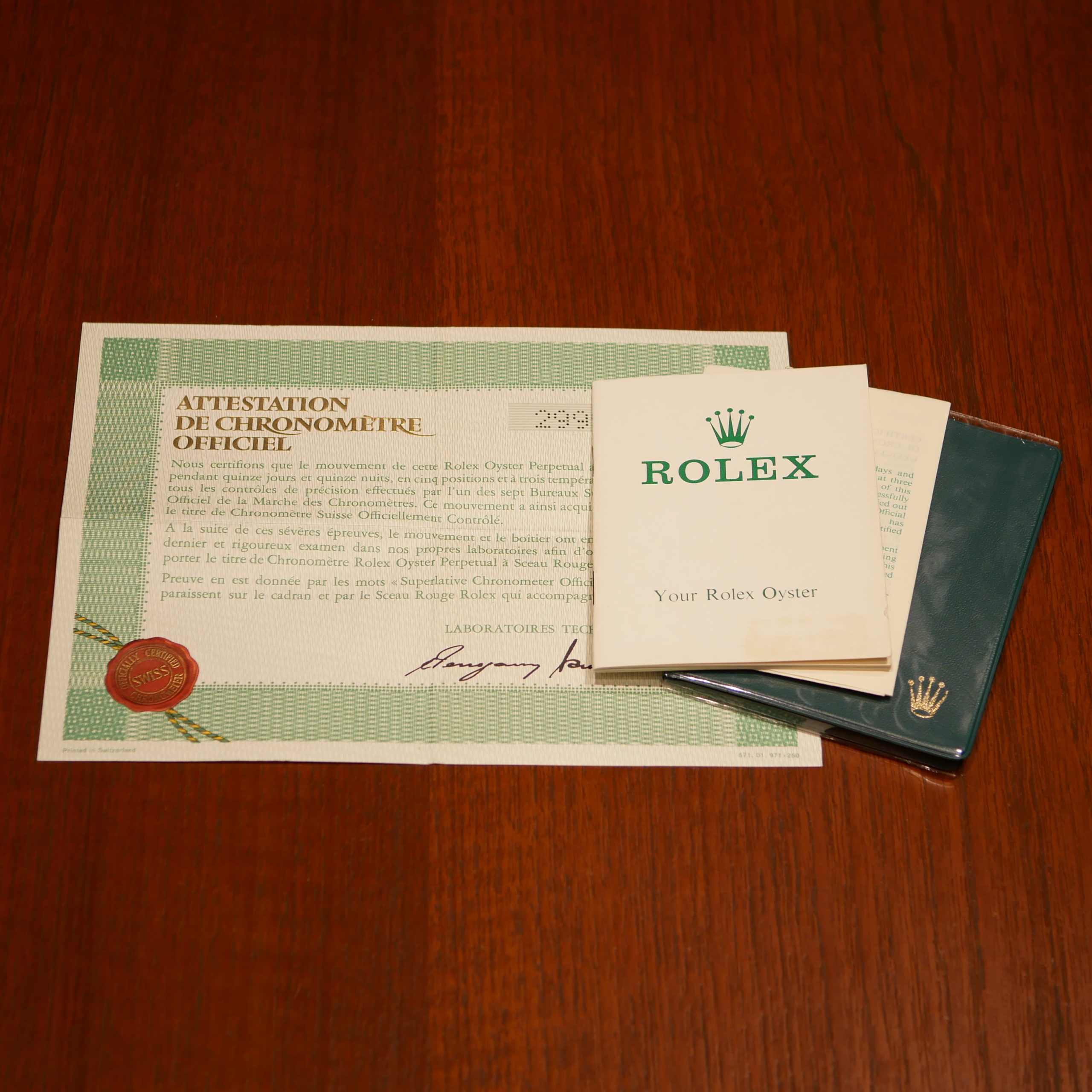 ROLEX OYSTER PERPETUAL DATE