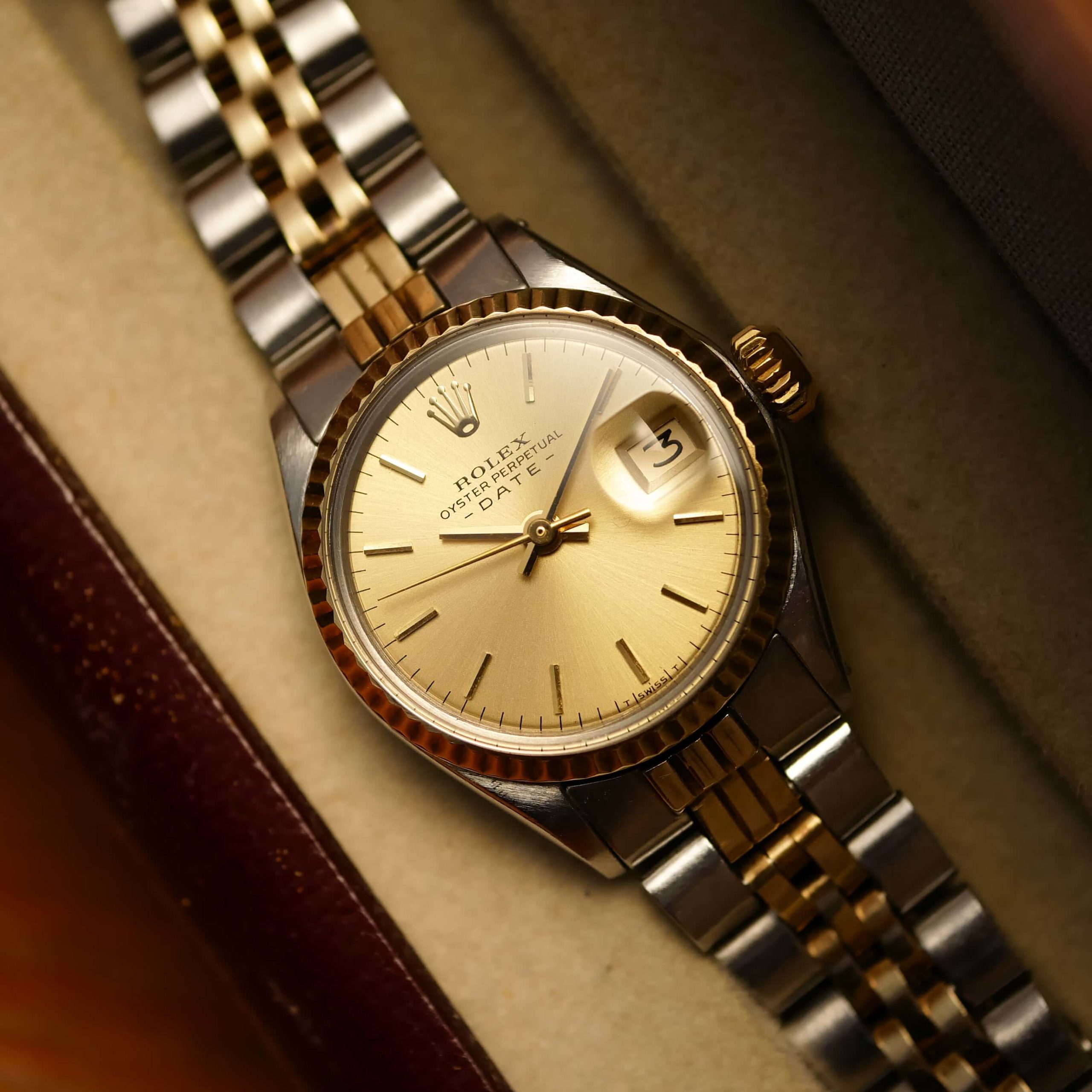 ROLEX OYSTER PERPETUAL DATE