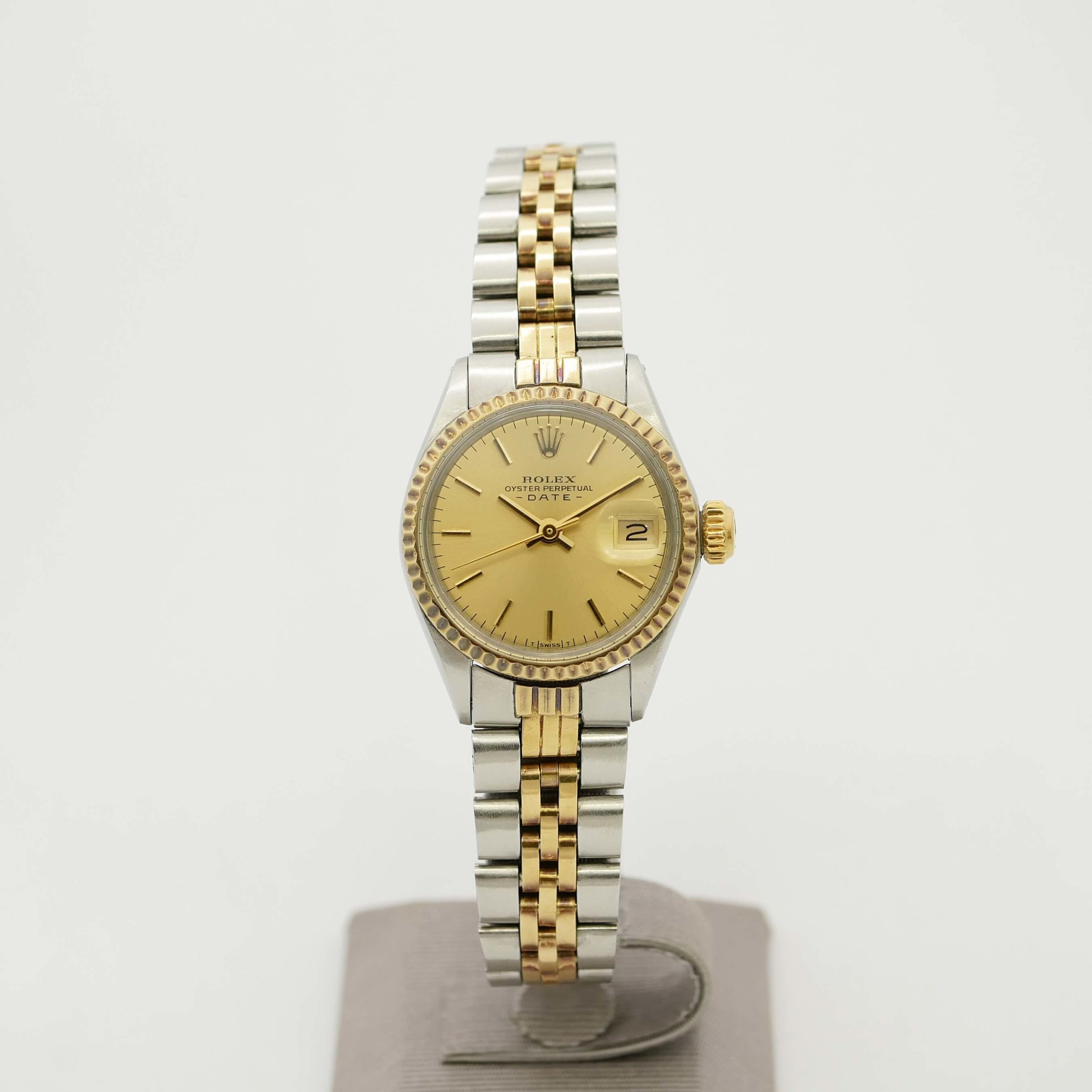 ROLEX OYSTER PERPETUAL DATE