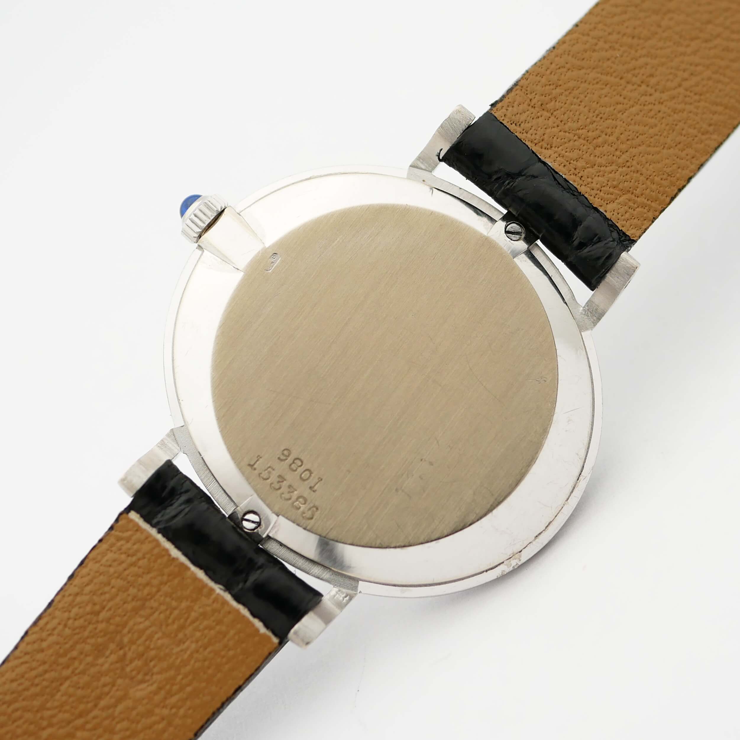 PIAGET ROUND MODEL