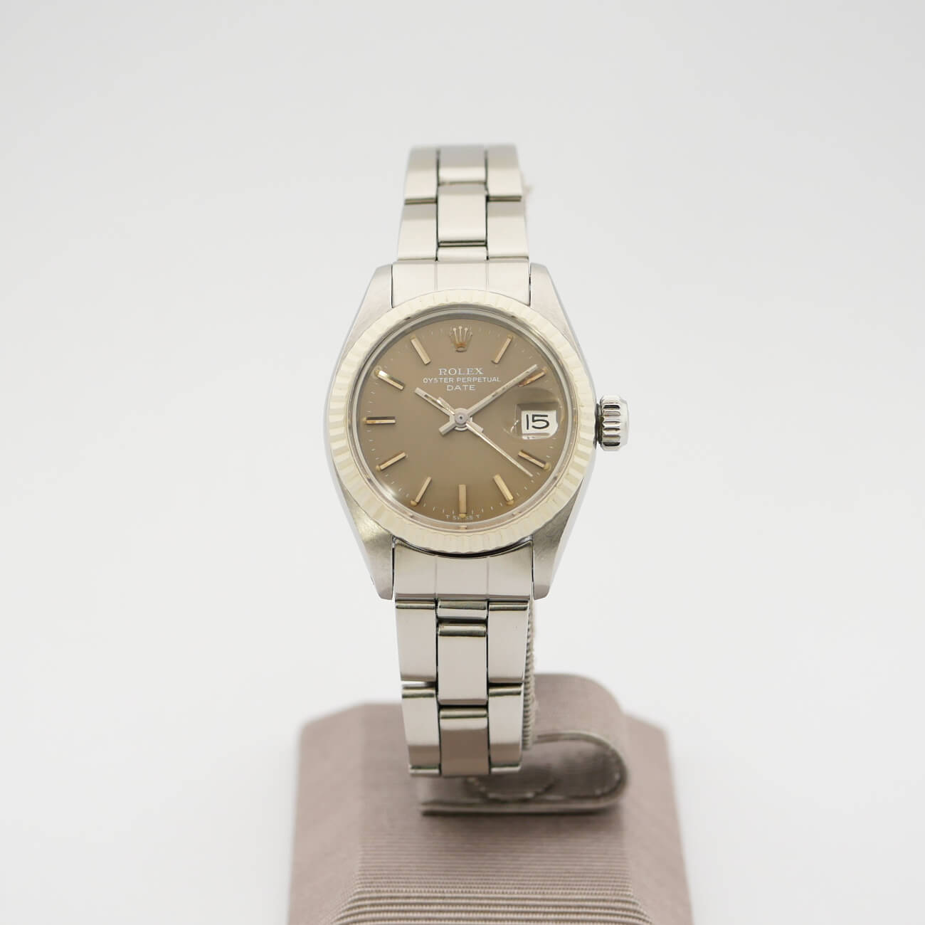 ROLEX OYSTER PERPETUAL DATE