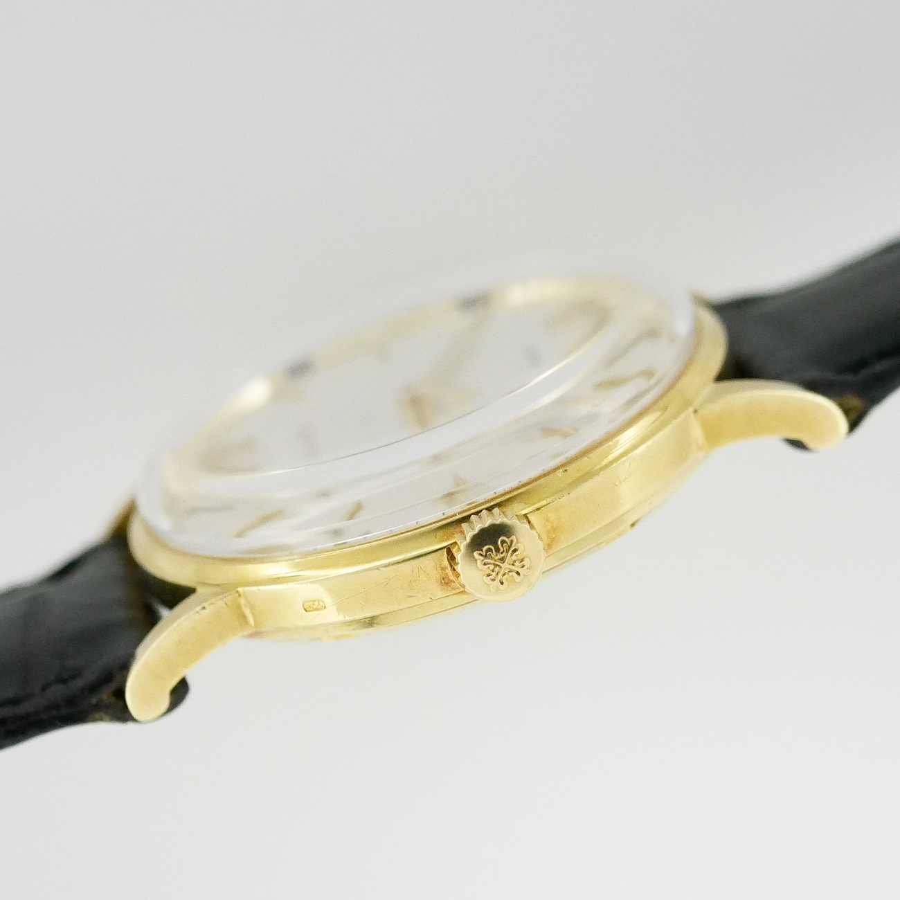 PATEK PHILIPPE ROUND MODEL