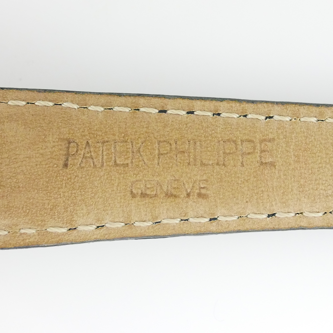 PATEK PHILIPPE ROUND MODEL