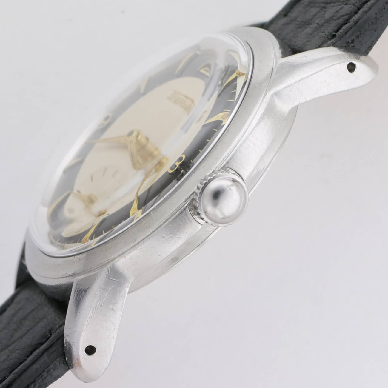 TISSOT ROUND MODEL