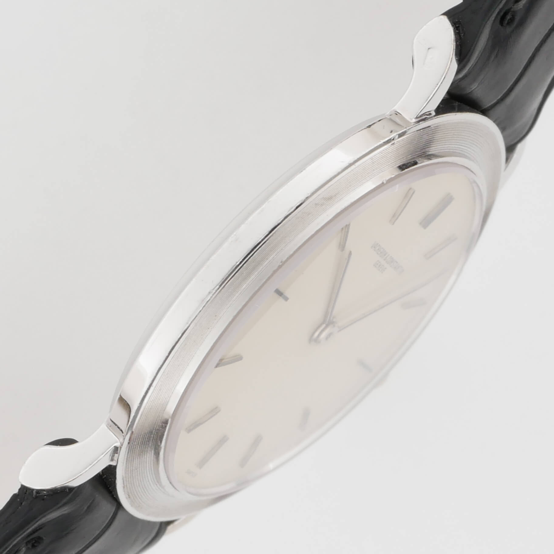 VACHERON & CONSTANTIN ROUND MODEL