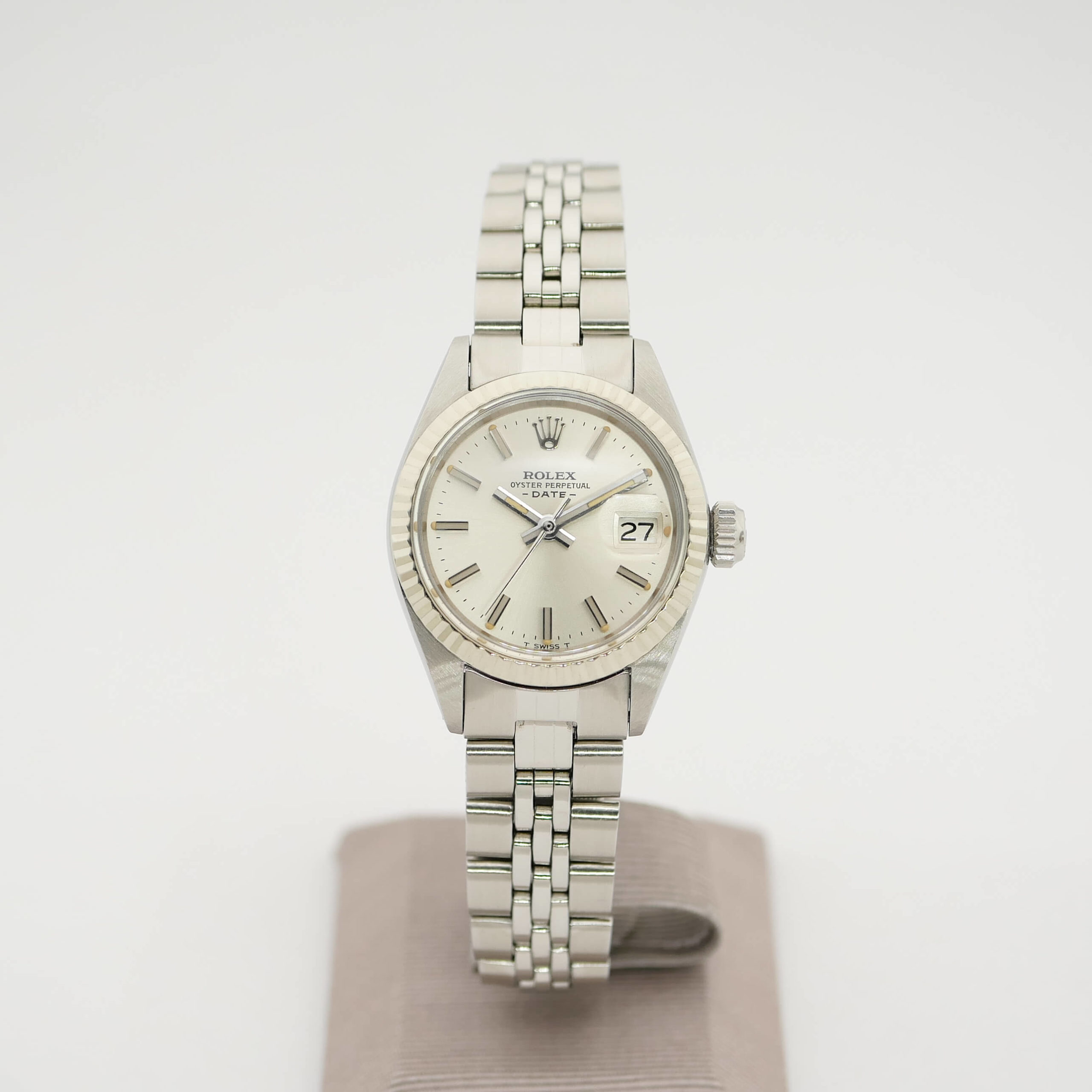 ROLEX OYSTER PERPETUAL DATE 