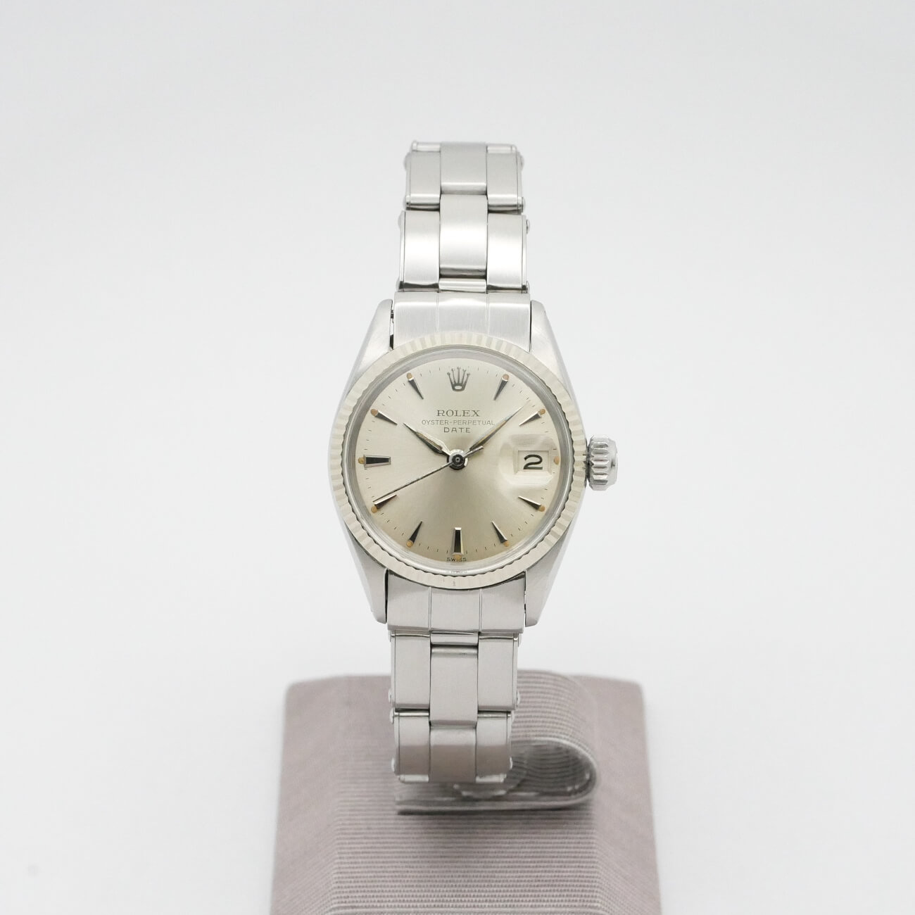 ROLEX OYSTER PERPETUAL DATE
