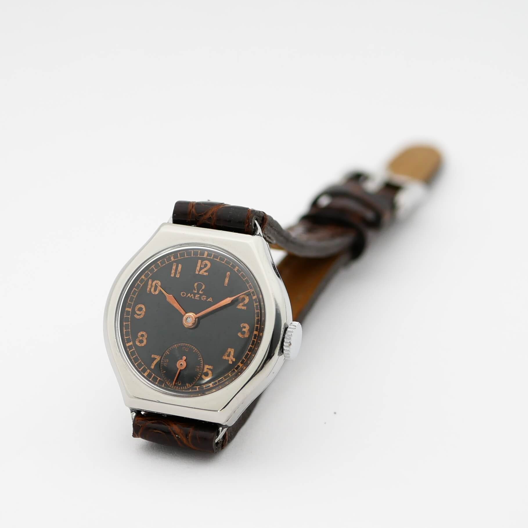 OMEGA ART DECO