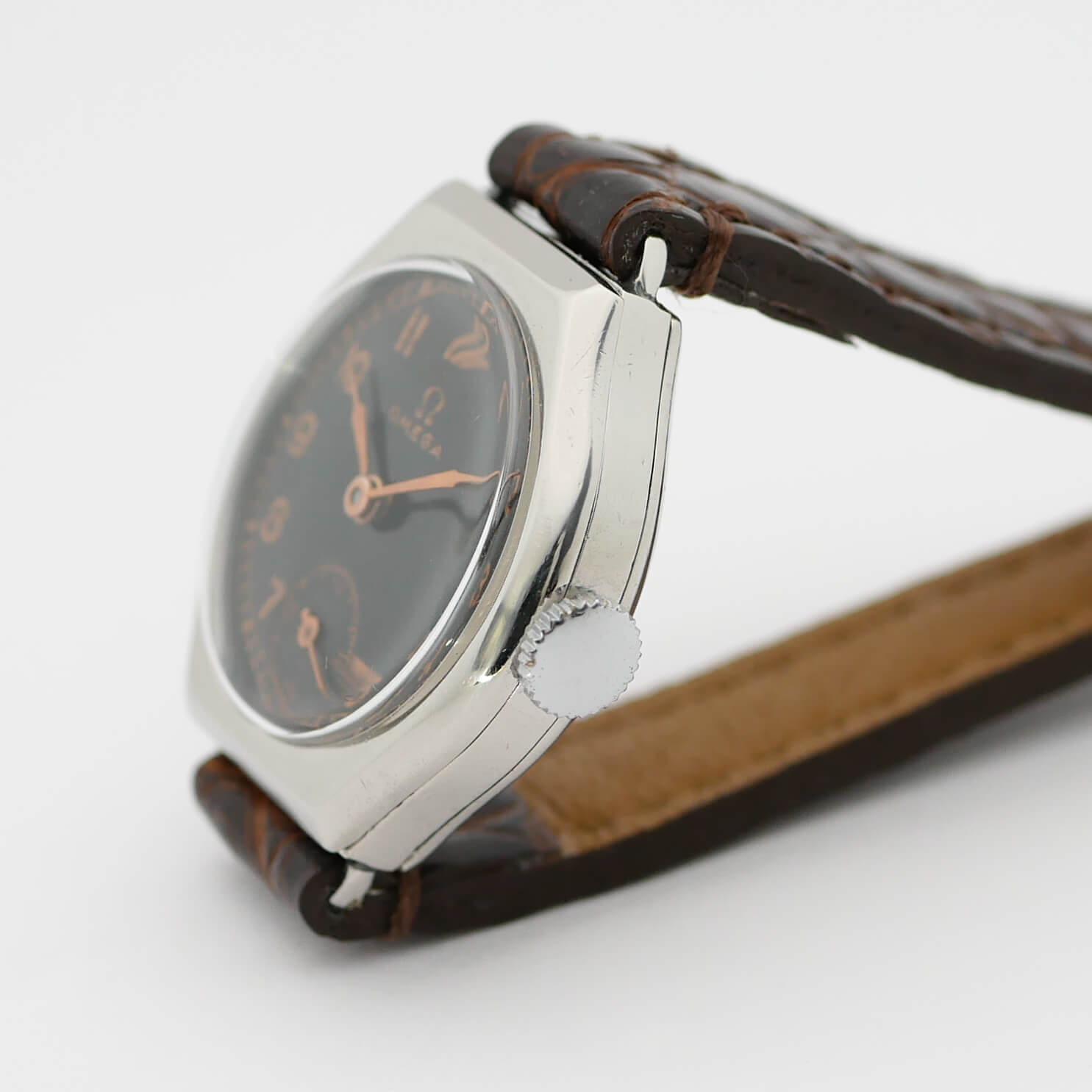 OMEGA ART DECO
