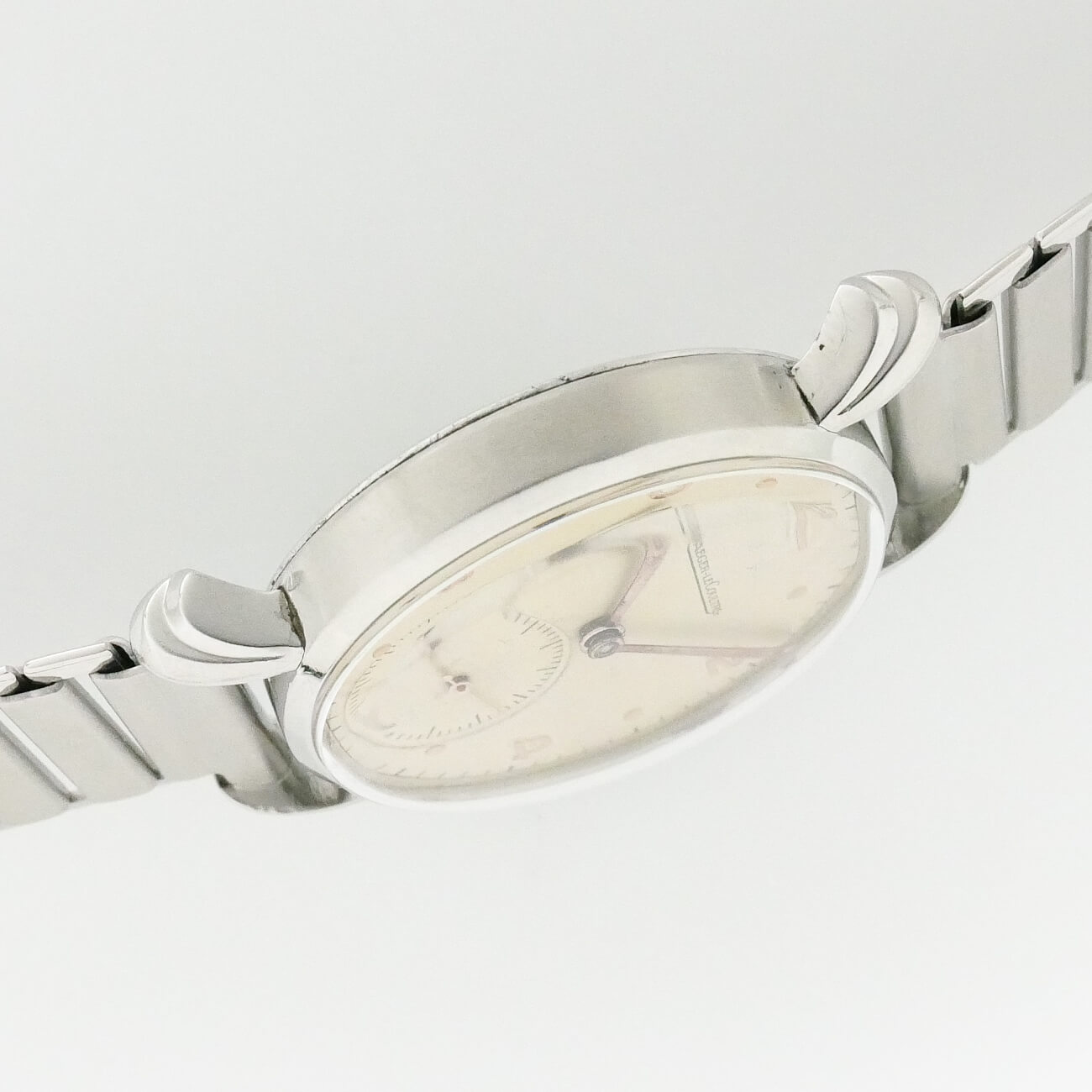 JAEGER LECOULTRE ROUND MODEL