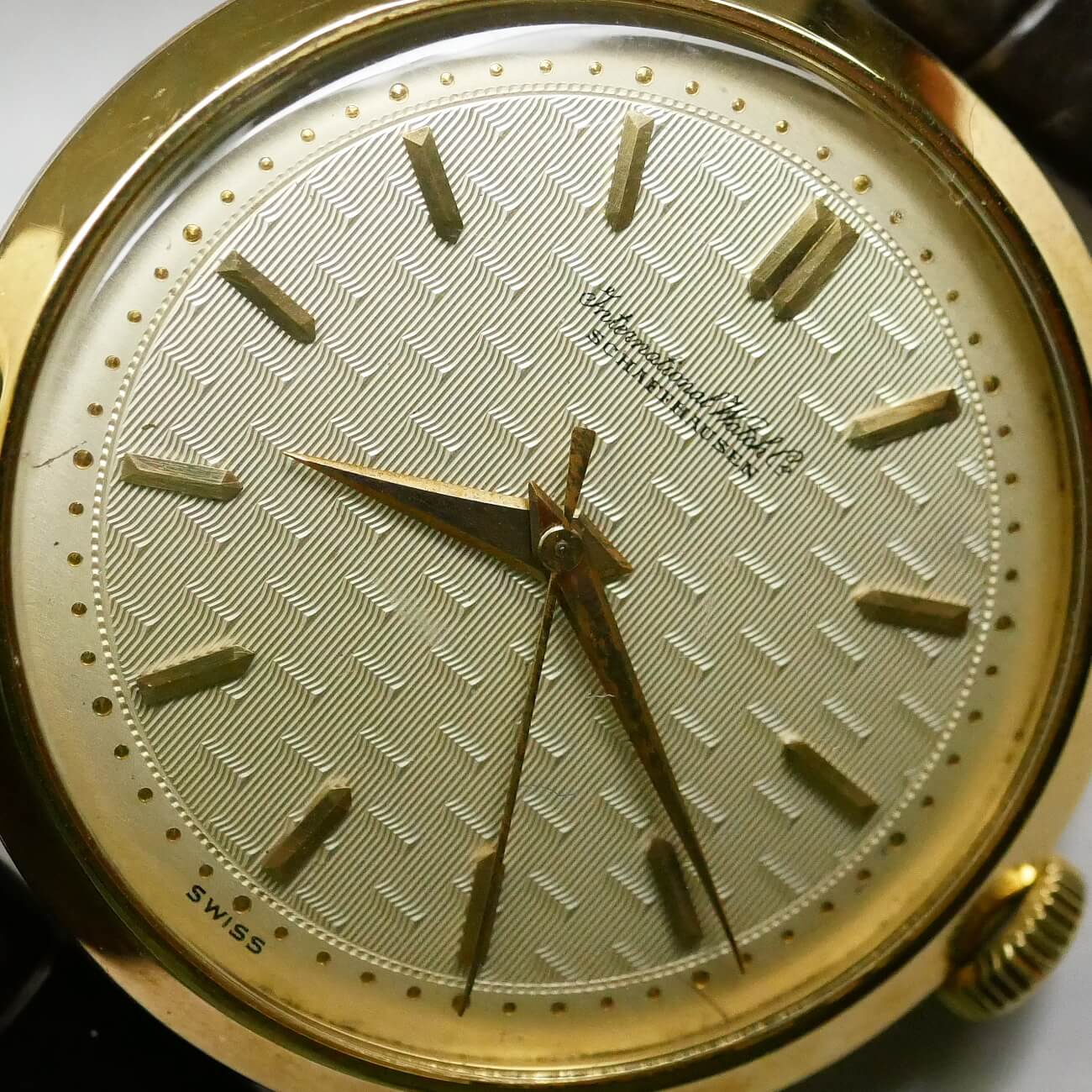IWC ROUND MODEL