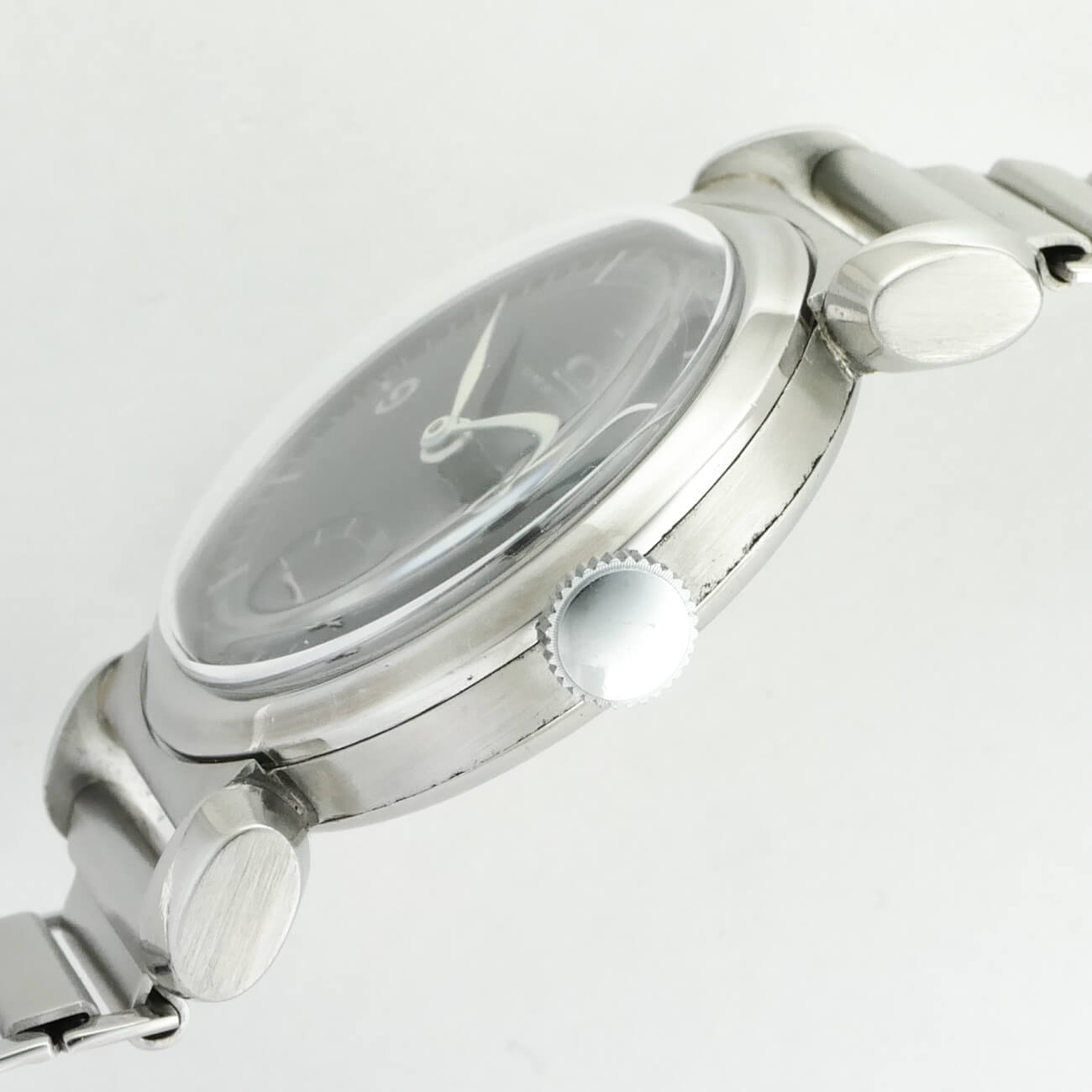 OMEGA ROUND MODEL