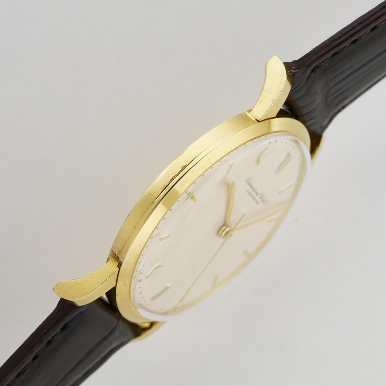 IWC ROUND MODEL