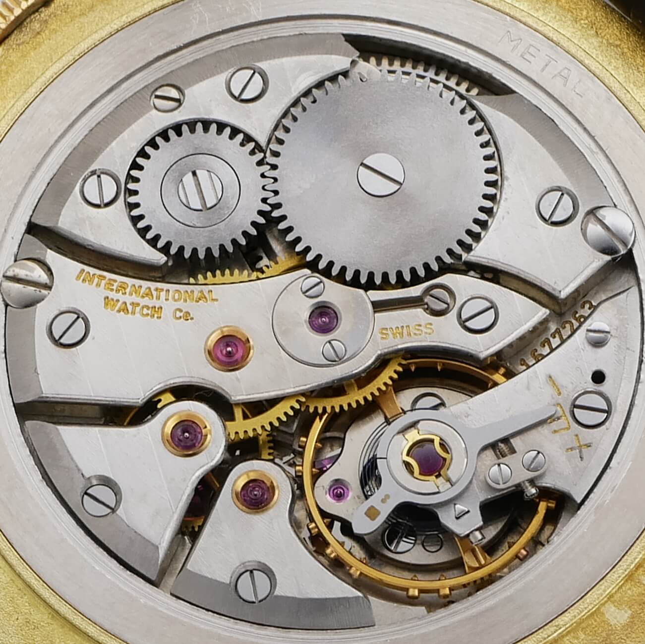 IWC ROUND MODEL