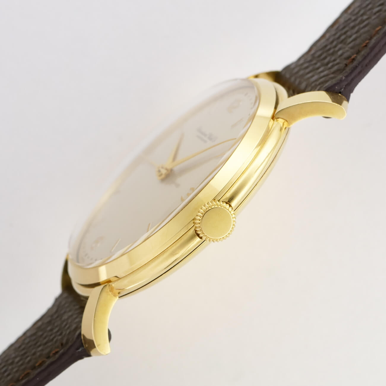 IWC ROUND MODEL