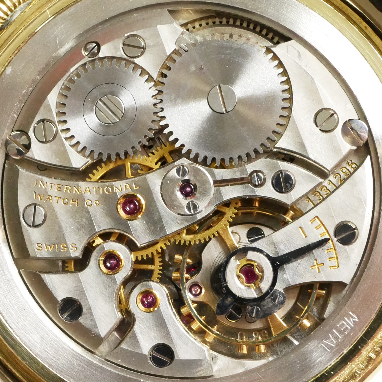IWC ROUND MODEL