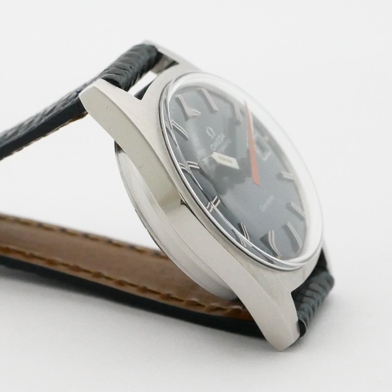 OMEGA GENEVE