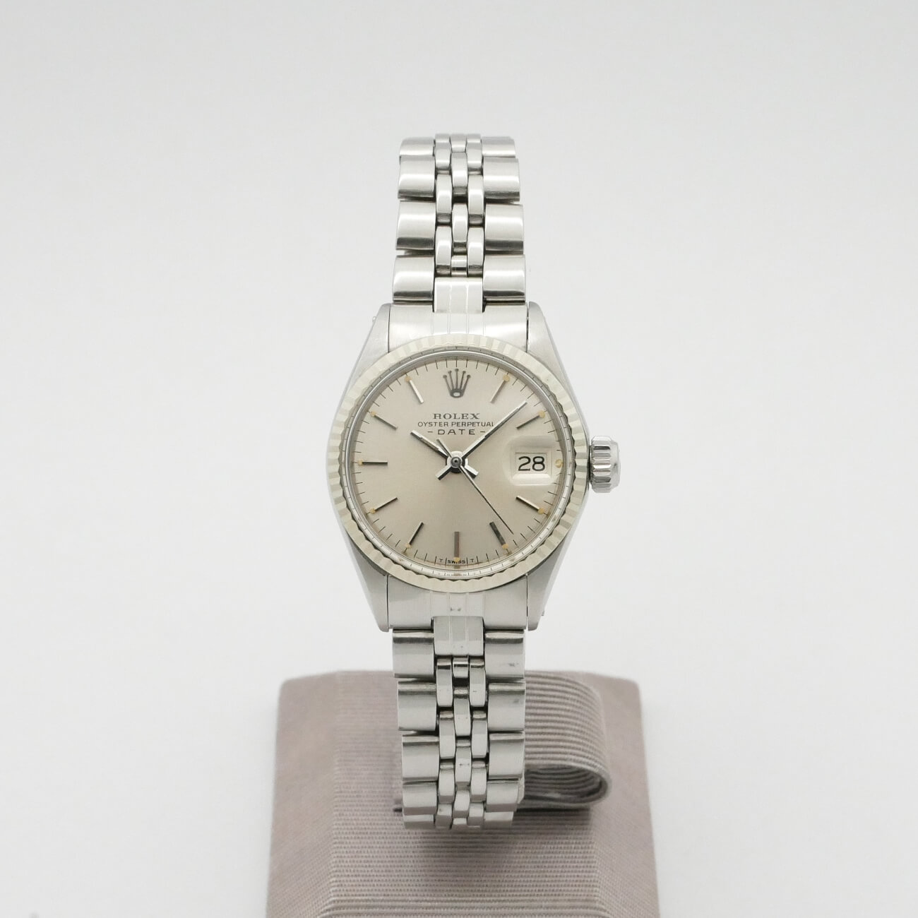 ROLEX OYSTER PERPETUAL DATE