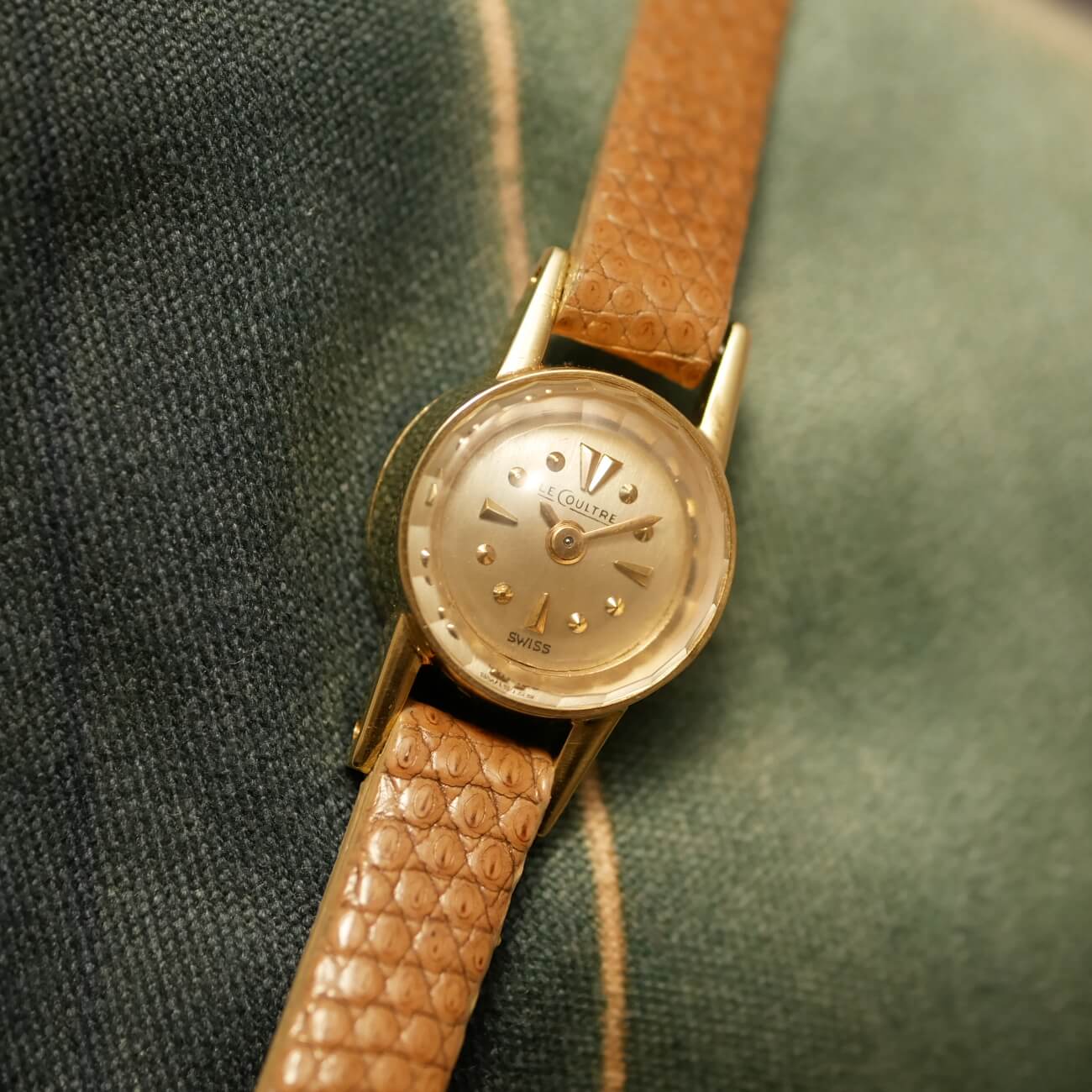 LE COULTRE BACK WIND