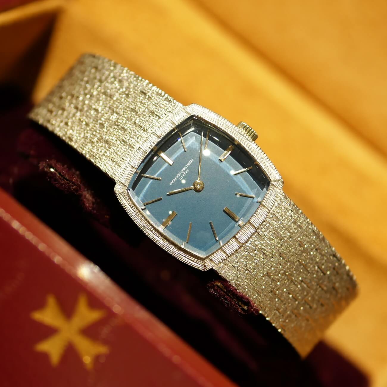 VACHERON & CONSTANTIN RECTANGLE MODEL