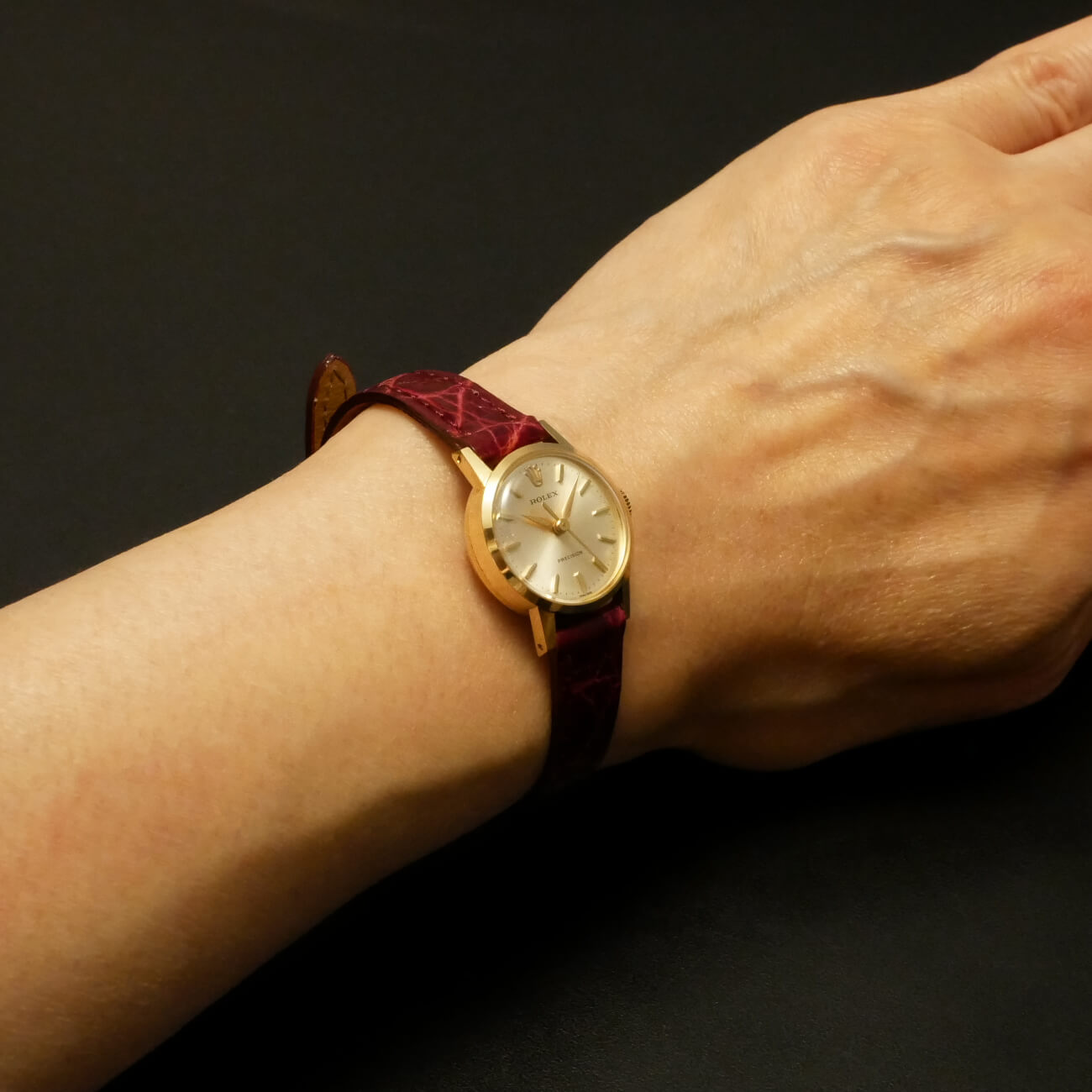 ROLEX ROUND MODEL