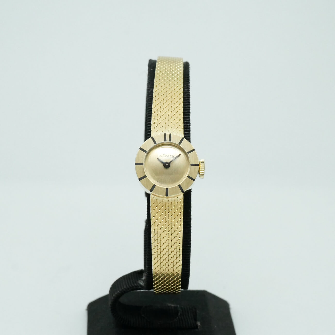 JAEGER LECOULTRE ROUND MODEL