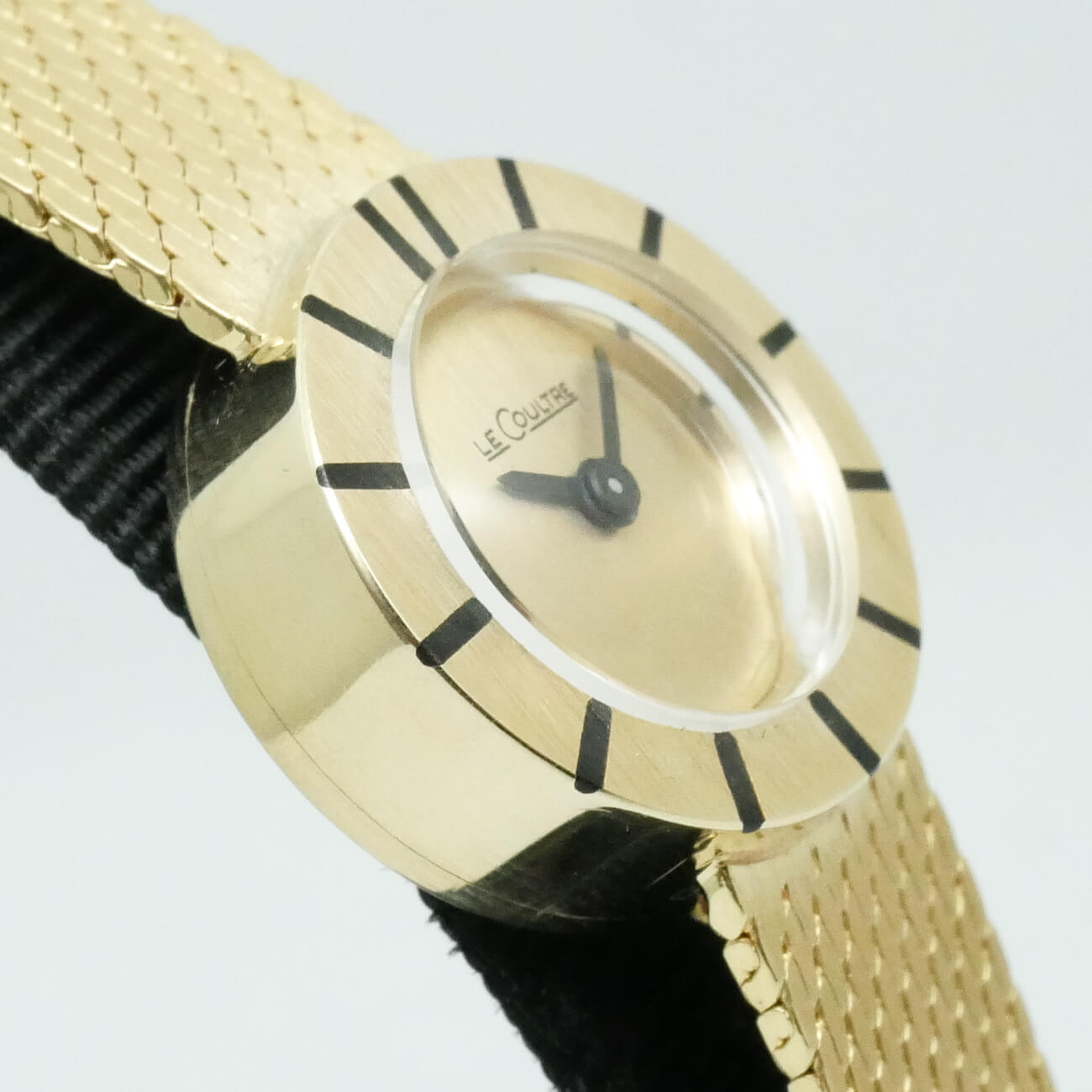 JAEGER LECOULTRE ROUND MODEL