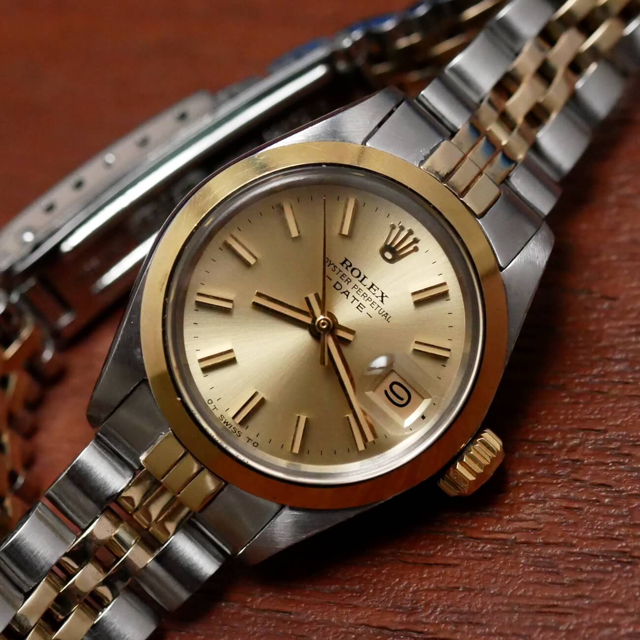 ROLEX OYSTER PERPETUAL DATE