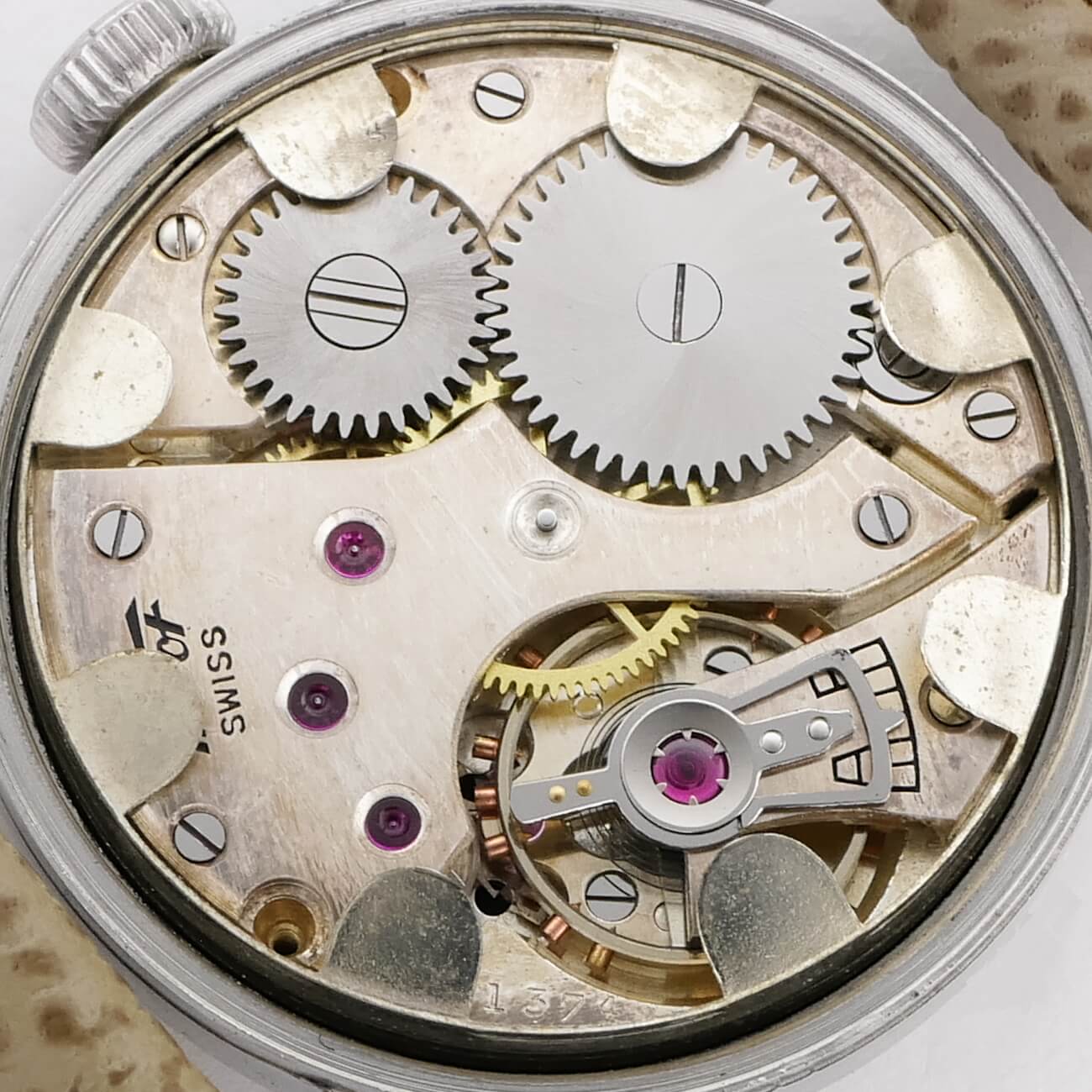 TISSOT ROUND MODEL