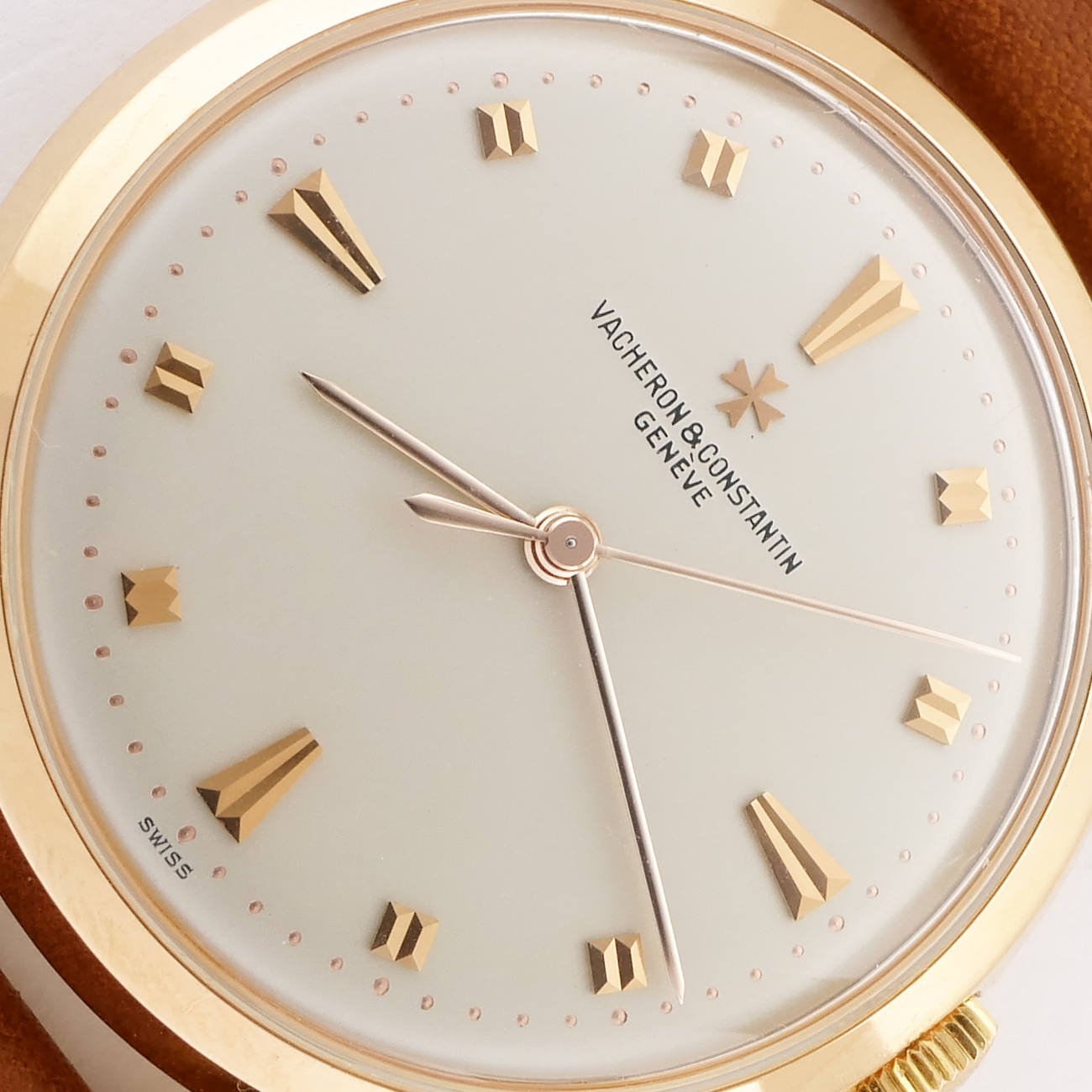 VACHERON & CONSTANTIN ROUND MODEL