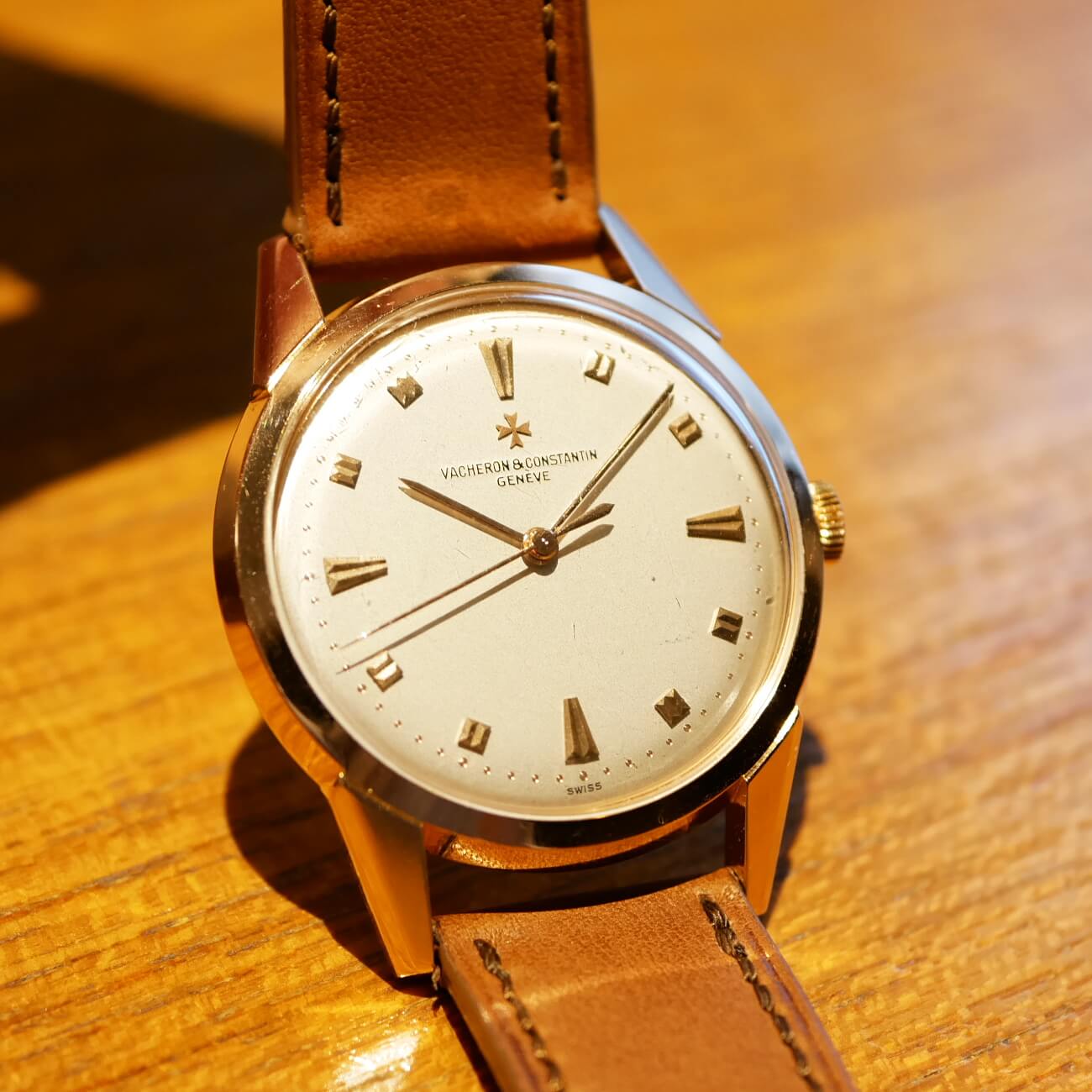 VACHERON & CONSTANTIN ROUND MODEL