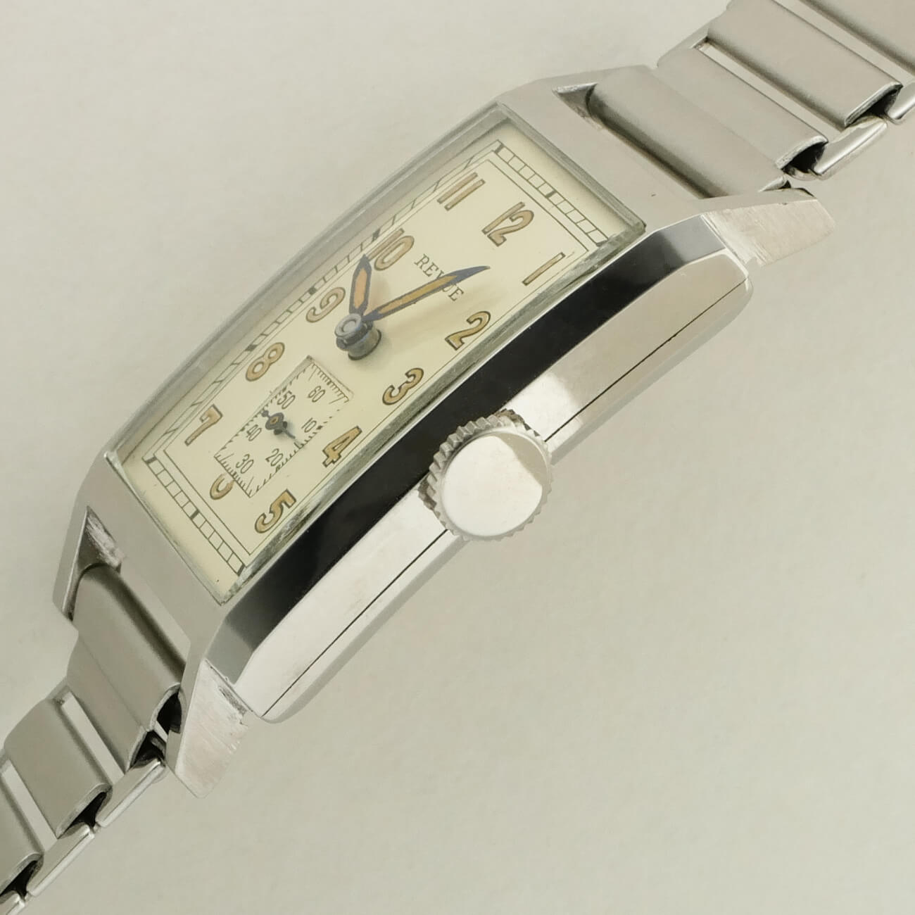 REVUE  RECTANGLE MODEL 