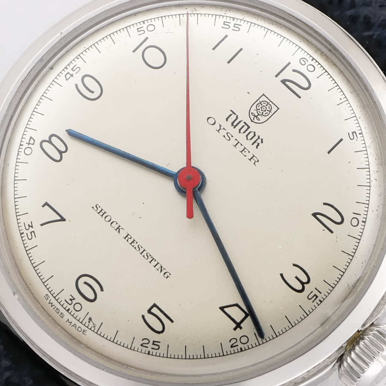 TUDOR OYSTER