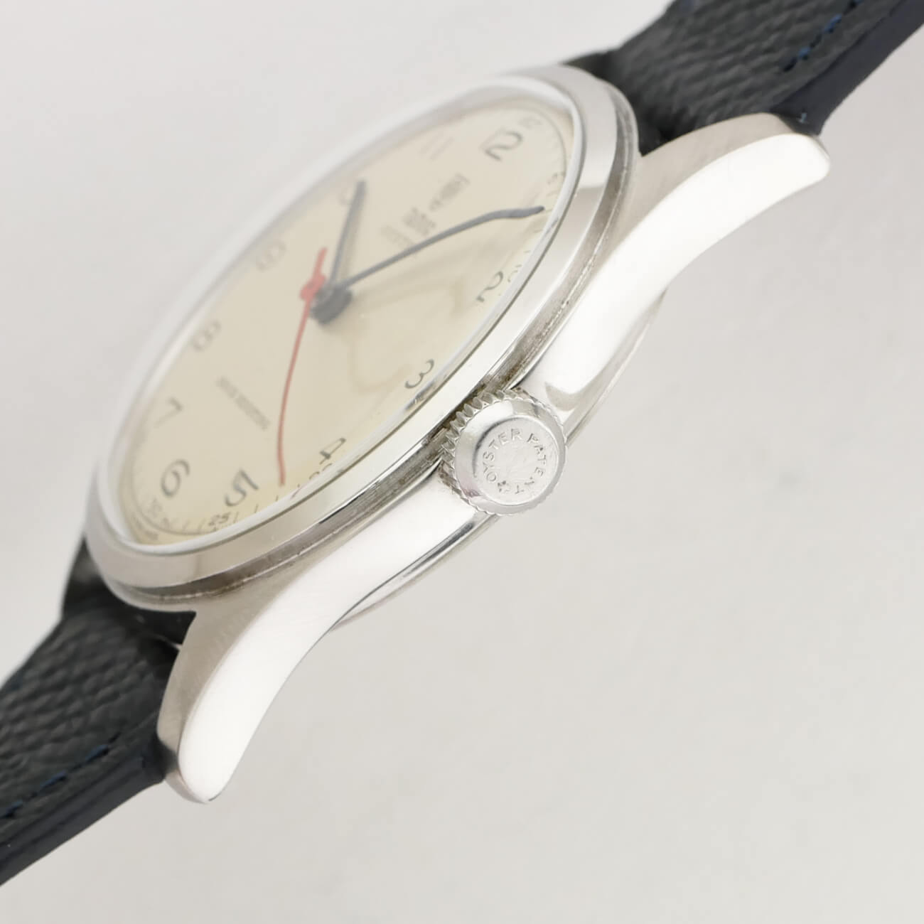 TUDOR OYSTER