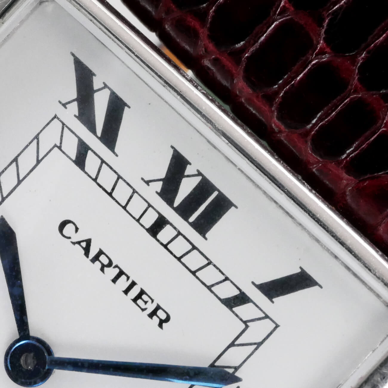 CARTIER TANK LC