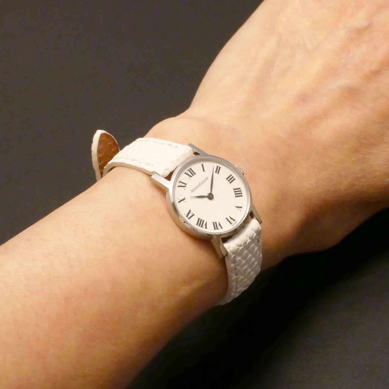 JAEGER LECOULTRE ROUND MODEL