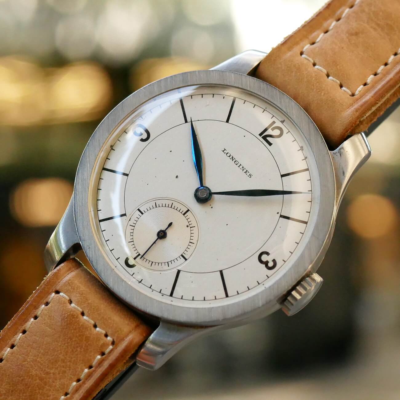 LONGINES ROUND MODEL ”NOS”